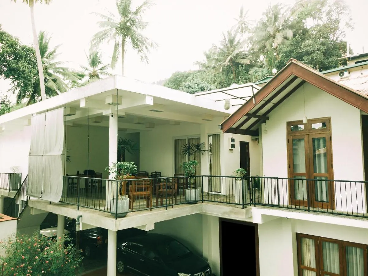 Villa Lavish Kandy